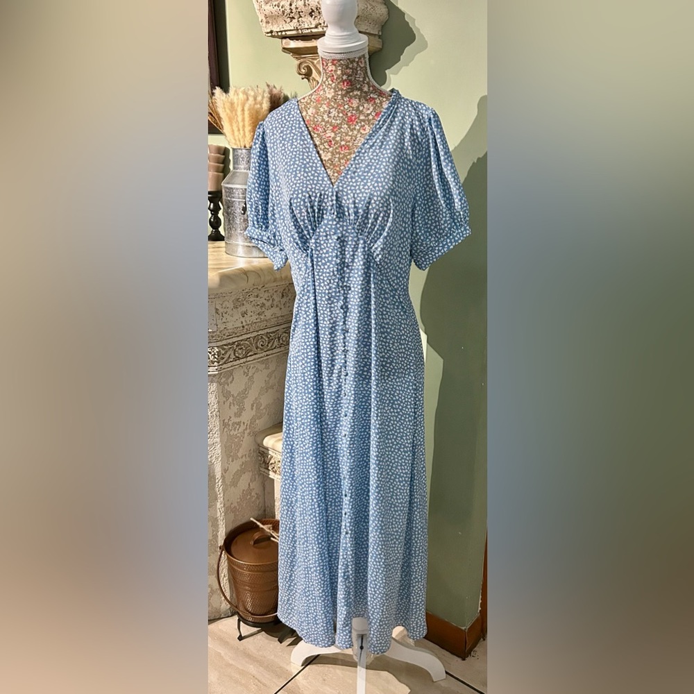 Shein Blue heart print Midi Dress with Puff Sleeves size L
